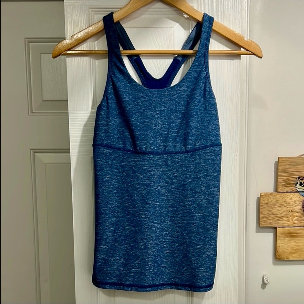 LULULEMON • Racerback Tank Top w/ Shelf Bra